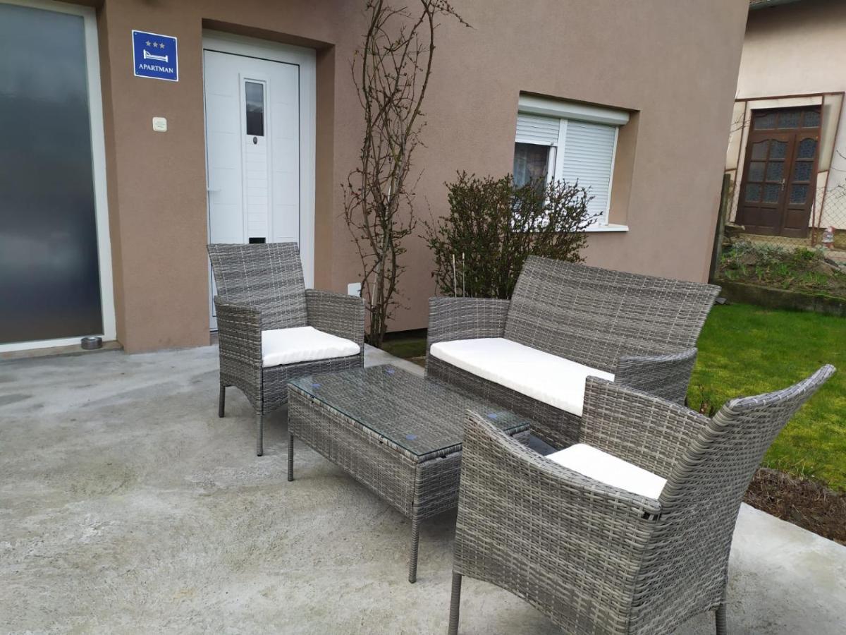 Apartman Hd Ðakovo 외부 사진